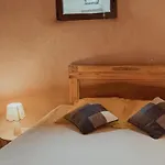 L'auberge De La Tour Couette-café Combret